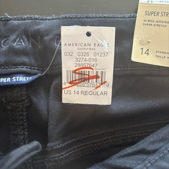 American Eagle Black Super Stretch Hi-Rise Jegging Crop- Size 14 Regular - Picture 8 of 9